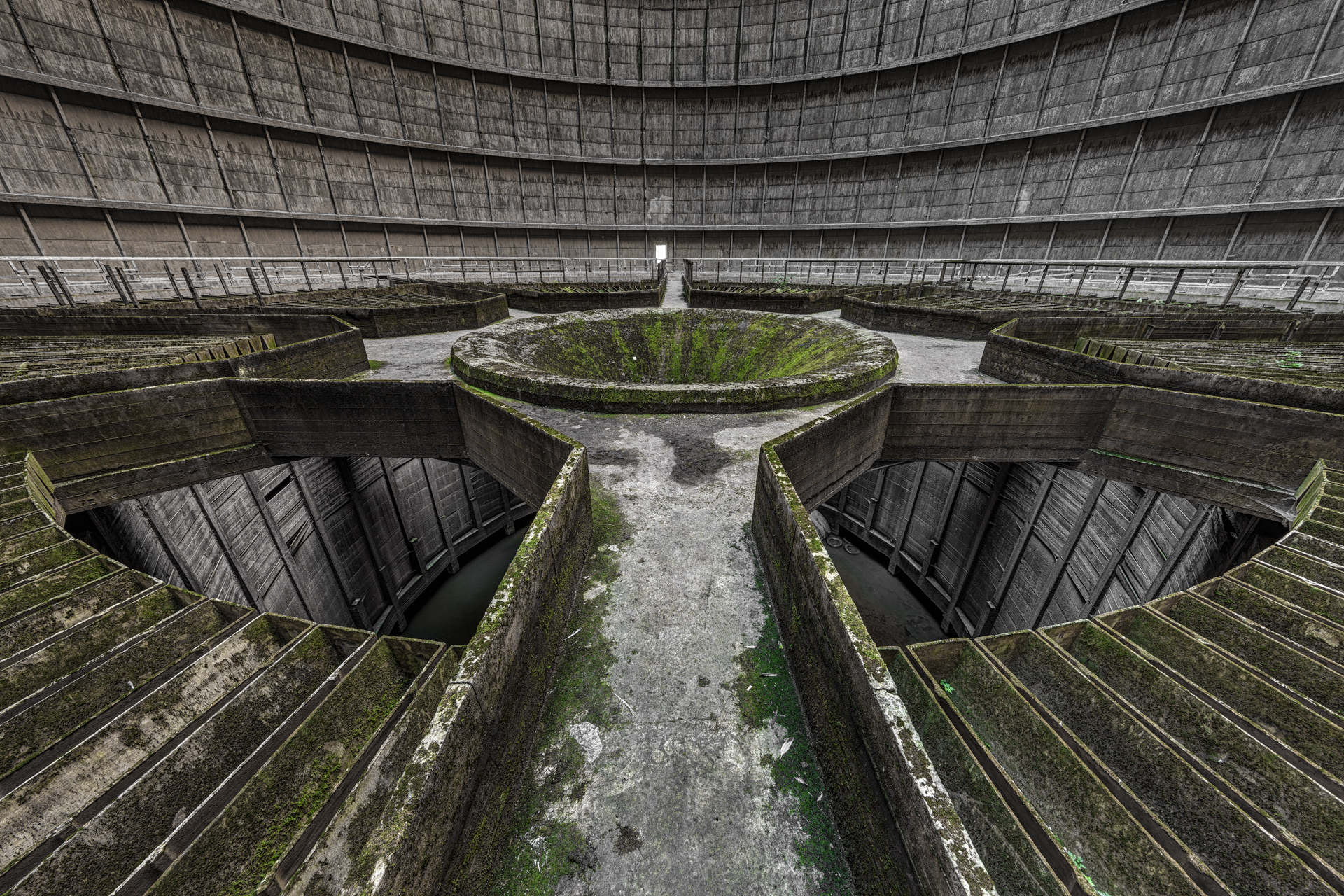 Urban Exploration - Cooling Tower IM - Unreal